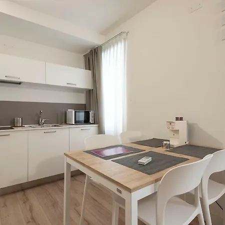 Casa Novecentotre Rooms&apartments 3*